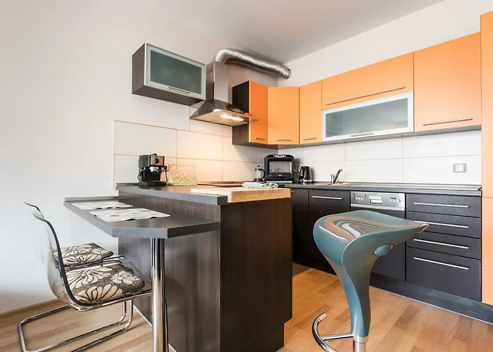 The Sunny Appartment&garage Praga
