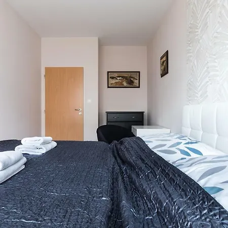 The Sunny Appartment&garage
