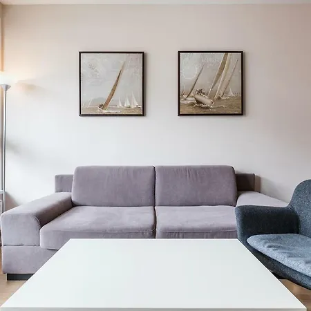 아파트 The Sunny Appartment&garage