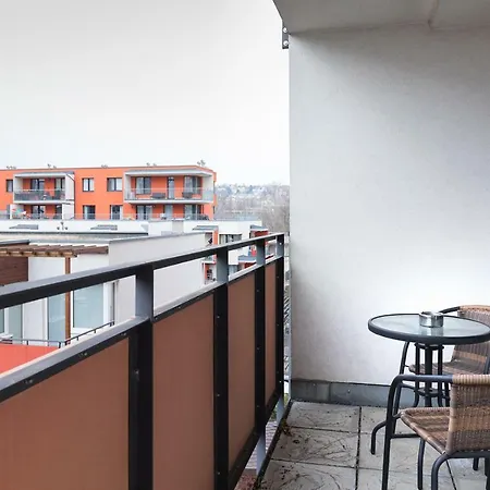 The Sunny Appartment&garage 아파트 프라하
